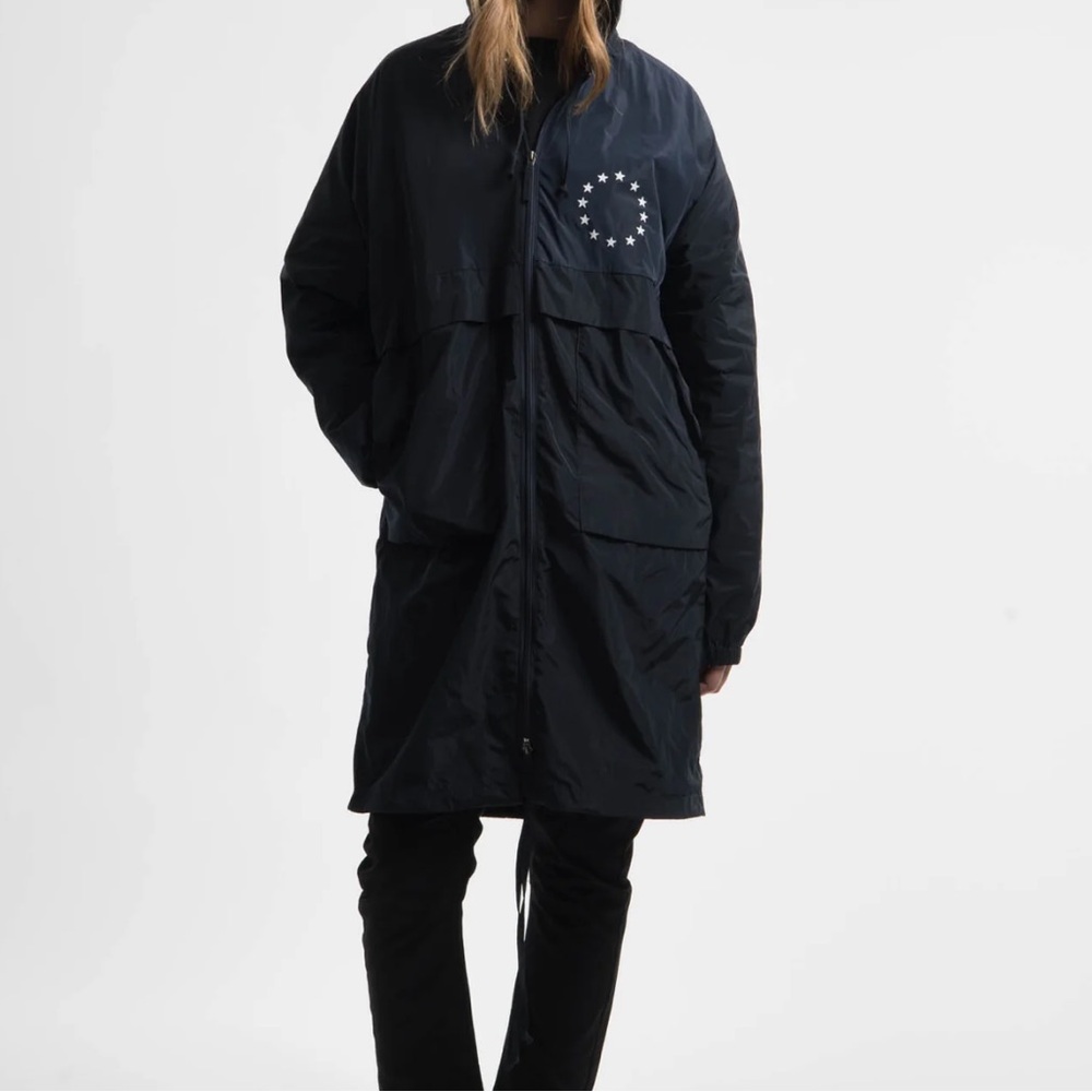 Ètudes Memory Tech Long Hooded Windbreaker Size IT 48